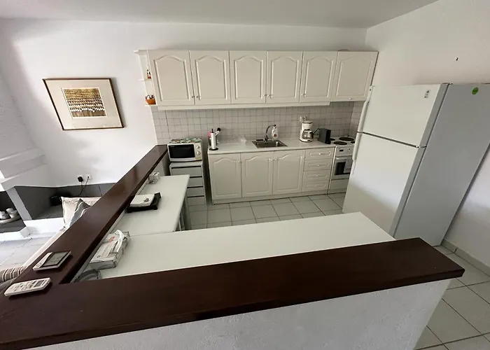 Porto Hydra - 44 Feriehus Ermioni